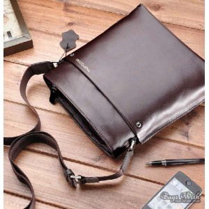 brown man messenger bag