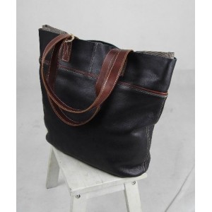 ladies leather handbag