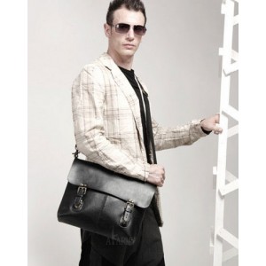 black shoulder messenger bag